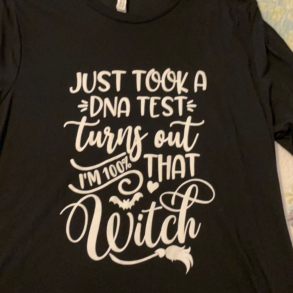 WITCH 🧙🏻‍♀️ DNA T-shirt EUC